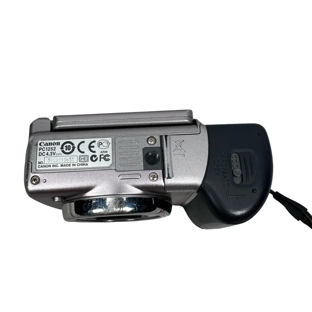 Canon PowerShot A650 IS 12.1MP Digital Camera Gray 6x Optical Zoom PC125 READ2